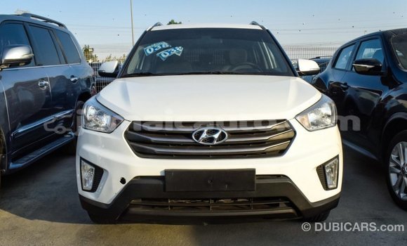 Acheter Import Voiture Hyundai Creta Blanc à Import - Dubai, Clarendon Acheter Import Voiture Hyundai Creta Blanc à Import - Dubai, Clarendon