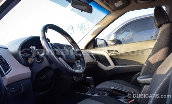 Acheter Import Voiture Hyundai Creta Blanc à Import - Dubai, Clarendon Acheter Import Voiture Hyundai Creta Blanc à Import - Dubai, Clarendon