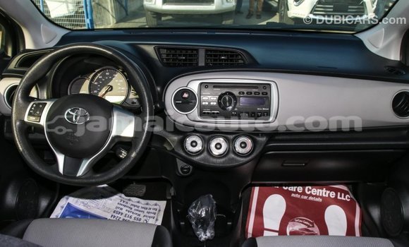 Acheter Import Voiture Toyota Yaris Autre à Import - Dubai, Clarendon Acheter Import Voiture Toyota Yaris Autre à Import - Dubai, Clarendon