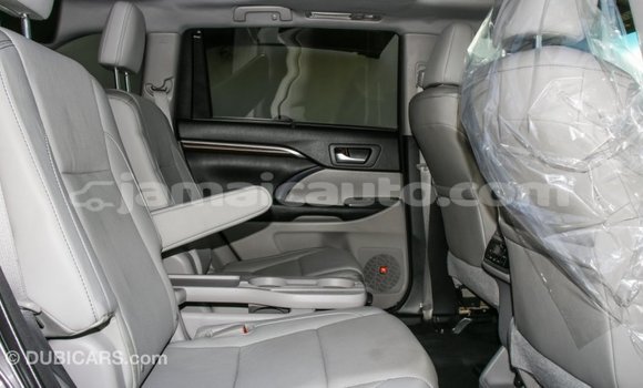 Acheter Import Voiture Toyota Highlander Autre à Import - Dubai, Clarendon Acheter Import Voiture Toyota Highlander Autre à Import - Dubai, Clarendon