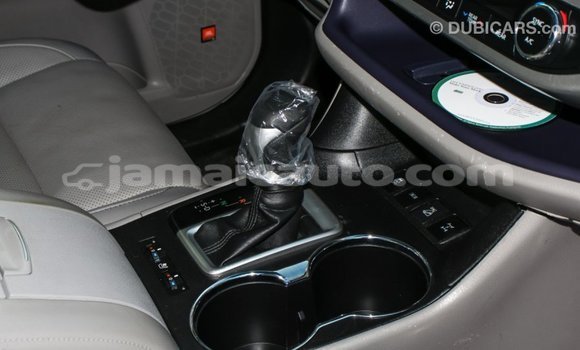 Acheter Import Voiture Toyota Highlander Autre à Import - Dubai, Clarendon Acheter Import Voiture Toyota Highlander Autre à Import - Dubai, Clarendon