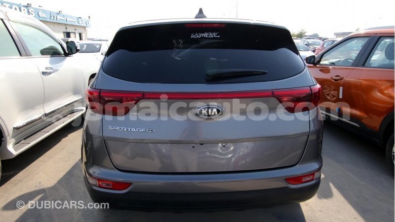 Big with watermark kia sportage clarendon import dubai 1309