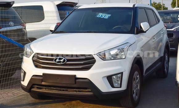 Acheter Import Voiture Hyundai Creta Blanc à Import - Dubai, Clarendon Acheter Import Voiture Hyundai Creta Blanc à Import - Dubai, Clarendon
