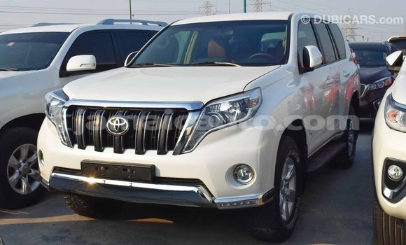 Acheter Import Voiture Toyota Prado Blanc à Import - Dubai, Clarendon Acheter Import Voiture Toyota Prado Blanc à Import - Dubai, Clarendon
