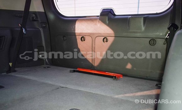 Acheter Import Voiture Toyota Prado Blanc à Import - Dubai, Clarendon Acheter Import Voiture Toyota Prado Blanc à Import - Dubai, Clarendon