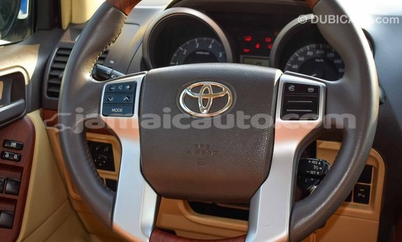 Acheter Import Voiture Toyota Prado Blanc à Import - Dubai, Clarendon Acheter Import Voiture Toyota Prado Blanc à Import - Dubai, Clarendon