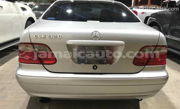 Buy Import Mercedes-Benz 190 (W201) Other Car in Import - Dubai in Clarendon Buy Import Mercedes-Benz 190 (W201) Other Car in Import - Dubai in Clarendon