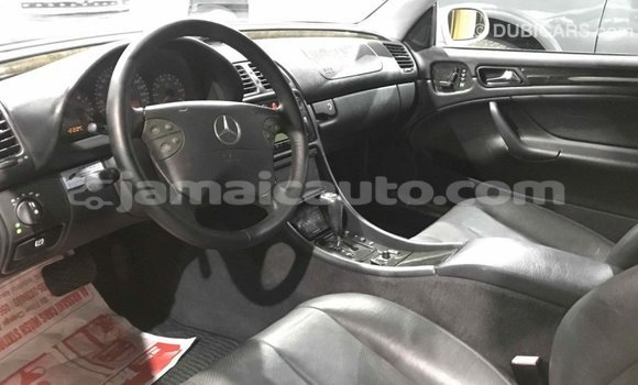 Buy Import Mercedes-Benz 190 (W201) Other Car in Import - Dubai in Clarendon Buy Import Mercedes-Benz 190 (W201) Other Car in Import - Dubai in Clarendon