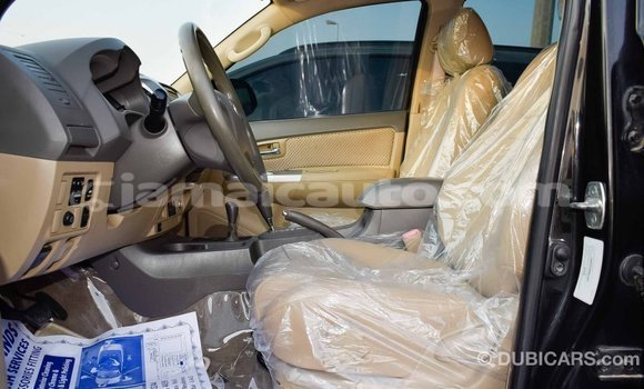 Acheter Import Voiture Toyota Fortuner Noir à Import - Dubai, Clarendon Acheter Import Voiture Toyota Fortuner Noir à Import - Dubai, Clarendon