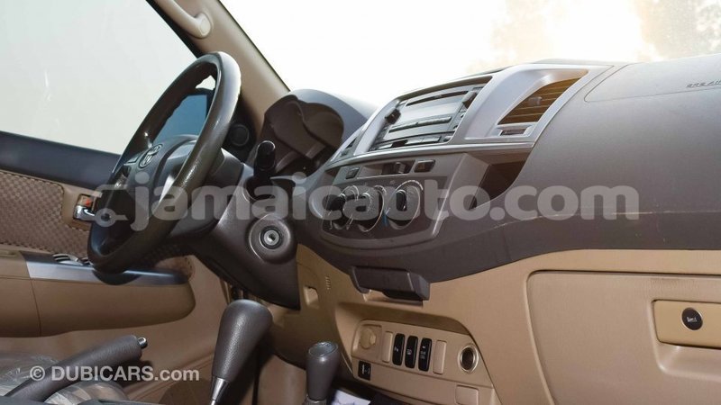 Big with watermark toyota fortuner clarendon import dubai 1323
