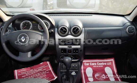 Acheter Import Voiture Renault Duster Blanc à Import - Dubai, Clarendon Acheter Import Voiture Renault Duster Blanc à Import - Dubai, Clarendon