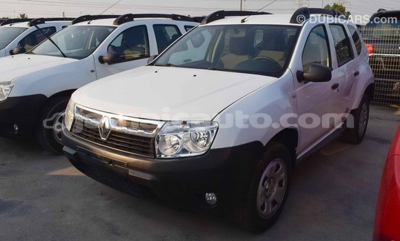 Acheter Import Voiture Renault Duster Blanc à Import - Dubai, Clarendon Acheter Import Voiture Renault Duster Blanc à Import - Dubai, Clarendon