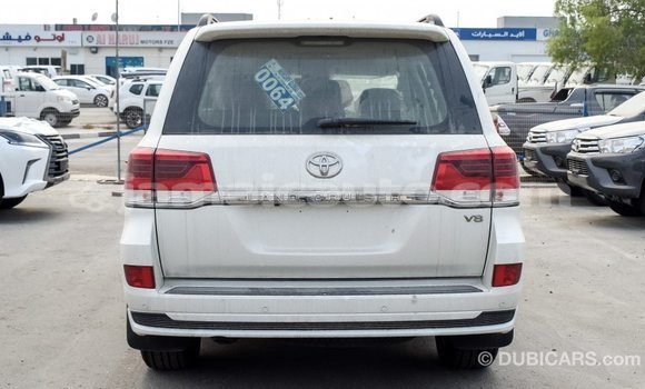 Buy Import Toyota Land Cruiser White Car in Import - Dubai in Clarendon Buy Import Toyota Land Cruiser White Car in Import - Dubai in Clarendon