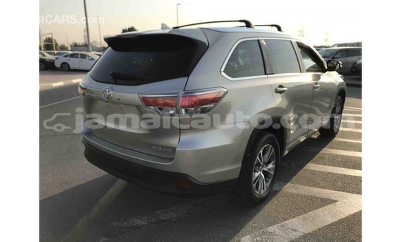Acheter Import Voiture Toyota Highlander Autre à Import - Dubai, Clarendon Acheter Import Voiture Toyota Highlander Autre à Import - Dubai, Clarendon