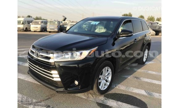 Acheter Import Voiture Toyota Highlander Noir à Import - Dubai, Clarendon Acheter Import Voiture Toyota Highlander Noir à Import - Dubai, Clarendon
