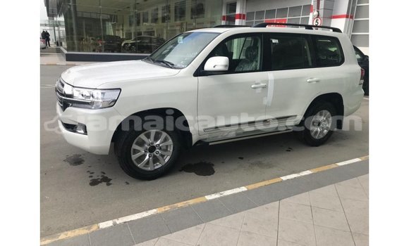 Buy Import Toyota Land Cruiser White Car in Import - Dubai in Clarendon Buy Import Toyota Land Cruiser White Car in Import - Dubai in Clarendon