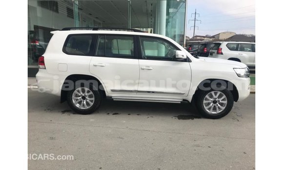 Buy Import Toyota Land Cruiser White Car in Import - Dubai in Clarendon Buy Import Toyota Land Cruiser White Car in Import - Dubai in Clarendon