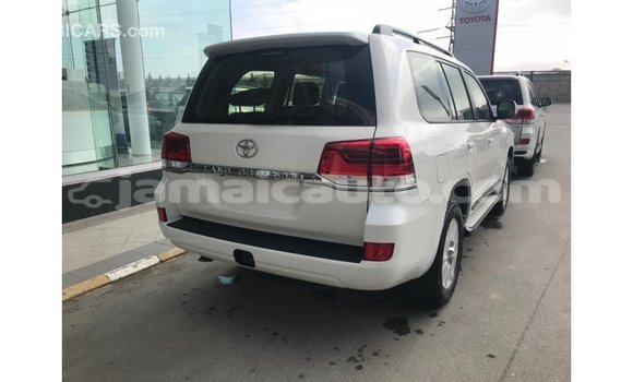 Buy Import Toyota Land Cruiser White Car in Import - Dubai in Clarendon Buy Import Toyota Land Cruiser White Car in Import - Dubai in Clarendon