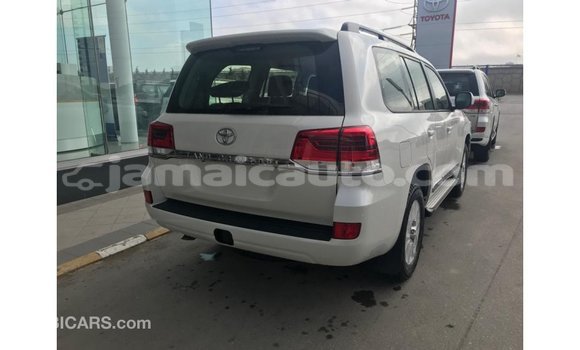 Buy Import Toyota Land Cruiser White Car in Import - Dubai in Clarendon Buy Import Toyota Land Cruiser White Car in Import - Dubai in Clarendon