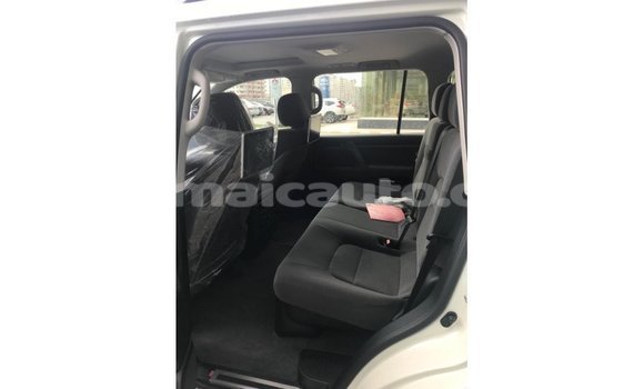 Buy Import Toyota Land Cruiser White Car in Import - Dubai in Clarendon Buy Import Toyota Land Cruiser White Car in Import - Dubai in Clarendon