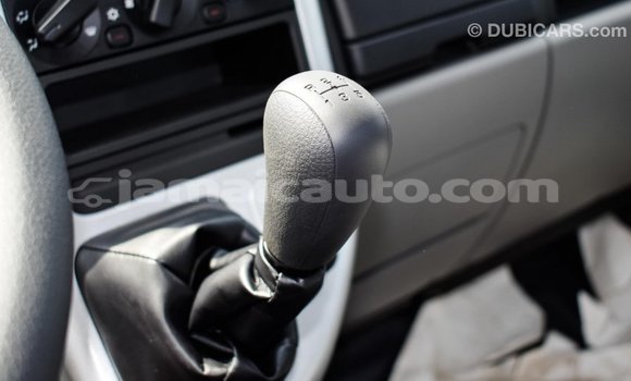 Acheter Import Utilitaire Mitsubishi L400 Blanc à Import - Dubai, Clarendon Acheter Import Utilitaire Mitsubishi L400 Blanc à Import - Dubai, Clarendon