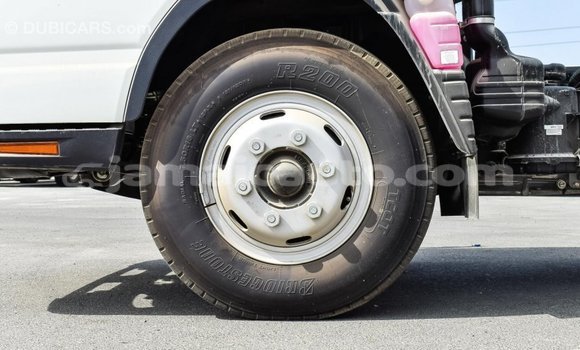 Acheter Import Utilitaire Mitsubishi L400 Blanc à Import - Dubai, Clarendon Acheter Import Utilitaire Mitsubishi L400 Blanc à Import - Dubai, Clarendon