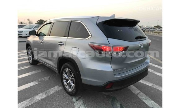 Acheter Import Voiture Toyota Highlander Autre à Import - Dubai, Clarendon Acheter Import Voiture Toyota Highlander Autre à Import - Dubai, Clarendon