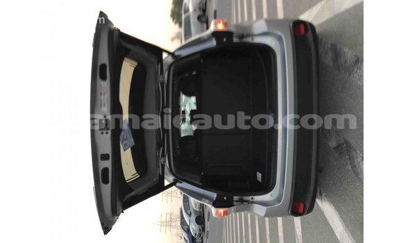 Acheter Import Voiture Toyota Highlander Autre à Import - Dubai, Clarendon Acheter Import Voiture Toyota Highlander Autre à Import - Dubai, Clarendon