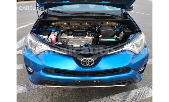 Acheter Import Utilitaire Toyota HiAce Bleu à Import - Dubai, Clarendon Acheter Import Utilitaire Toyota HiAce Bleu à Import - Dubai, Clarendon