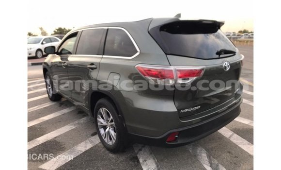 Acheter Import Voiture Toyota Highlander Autre à Import - Dubai, Clarendon Acheter Import Voiture Toyota Highlander Autre à Import - Dubai, Clarendon