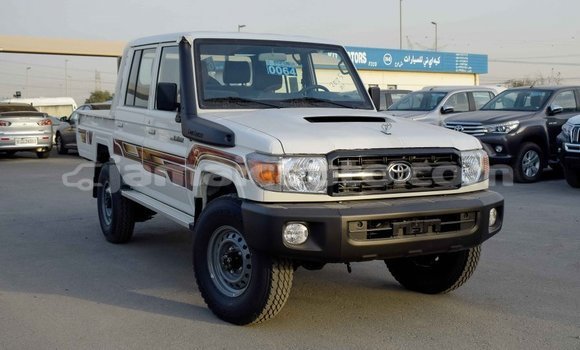 Buy Import Toyota Land Cruiser White Car in Import - Dubai in Clarendon Buy Import Toyota Land Cruiser White Car in Import - Dubai in Clarendon