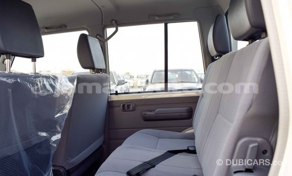 Buy Import Toyota Land Cruiser White Car in Import - Dubai in Clarendon Buy Import Toyota Land Cruiser White Car in Import - Dubai in Clarendon