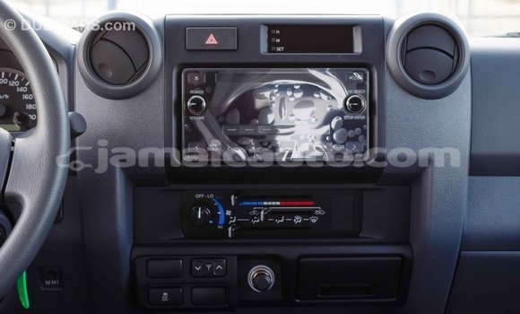 Buy Import Toyota Land Cruiser White Car in Import - Dubai in Clarendon Buy Import Toyota Land Cruiser White Car in Import - Dubai in Clarendon