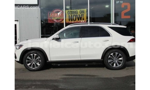 Buy Import Mercedes-Benz GLE White Car in Import - Dubai in Clarendon Buy Import Mercedes-Benz GLE White Car in Import - Dubai in Clarendon