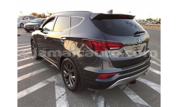 Acheter Import Voiture Hyundai Santa Fe Noir à Import - Dubai, Clarendon Acheter Import Voiture Hyundai Santa Fe Noir à Import - Dubai, Clarendon