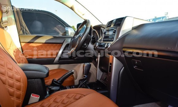 Acheter Import Voiture Toyota Prado Autre à Import - Dubai, Clarendon Acheter Import Voiture Toyota Prado Autre à Import - Dubai, Clarendon