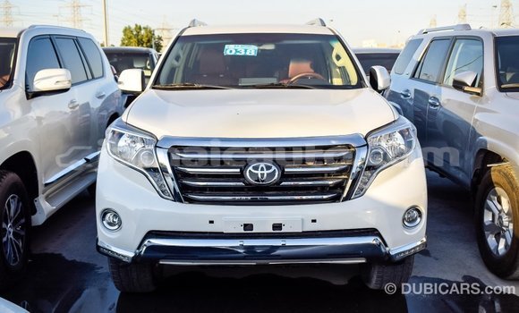 Acheter Import Voiture Toyota Prado Blanc à Import - Dubai, Clarendon Acheter Import Voiture Toyota Prado Blanc à Import - Dubai, Clarendon
