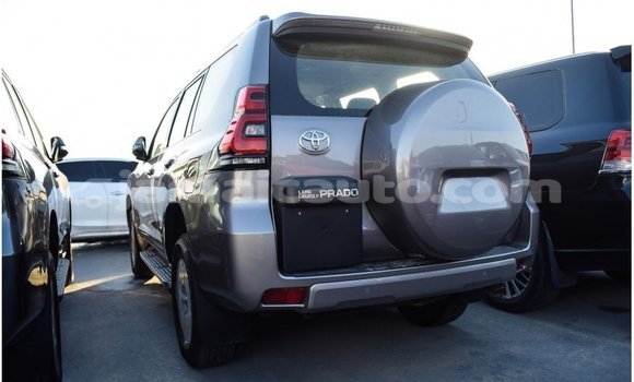 Acheter Import Voiture Toyota Prado Autre à Import - Dubai, Clarendon Acheter Import Voiture Toyota Prado Autre à Import - Dubai, Clarendon