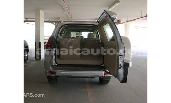 Acheter Import Voiture Toyota Prado Autre à Import - Dubai, Clarendon Acheter Import Voiture Toyota Prado Autre à Import - Dubai, Clarendon