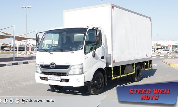 Buy Import Hino 300 Series White Truck in Import - Dubai in Clarendon