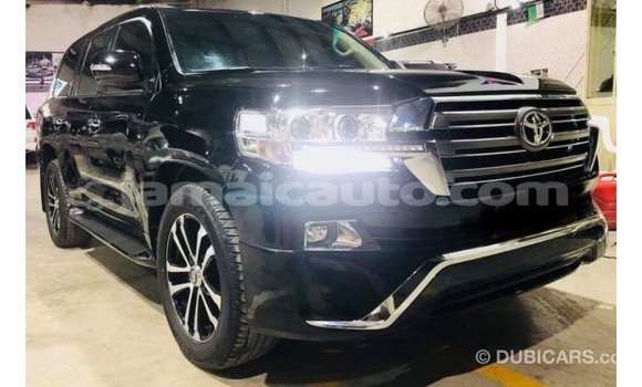 Acheter Import Voiture Toyota Land Cruiser Noir à Import - Dubai, Clarendon Acheter Import Voiture Toyota Land Cruiser Noir à Import - Dubai, Clarendon