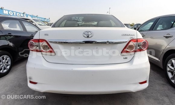 Acheter Import Voiture Toyota Corolla Blanc à Import - Dubai, Clarendon Acheter Import Voiture Toyota Corolla Blanc à Import - Dubai, Clarendon