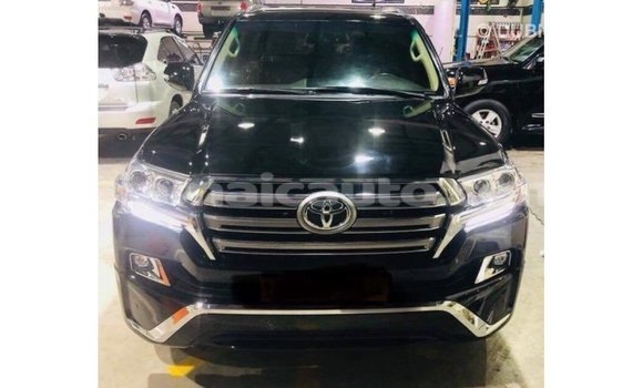 Acheter Import Voiture Toyota Land Cruiser Noir à Import - Dubai, Clarendon Acheter Import Voiture Toyota Land Cruiser Noir à Import - Dubai, Clarendon