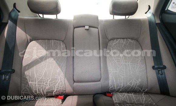 Acheter Import Voiture Hyundai i10 Blanc à Import - Dubai, Clarendon Acheter Import Voiture Hyundai i10 Blanc à Import - Dubai, Clarendon