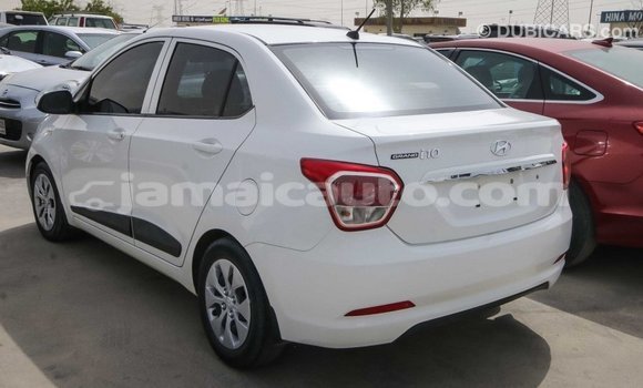 Acheter Import Voiture Hyundai i10 Blanc à Import - Dubai, Clarendon Acheter Import Voiture Hyundai i10 Blanc à Import - Dubai, Clarendon