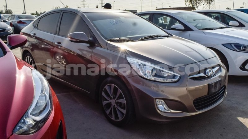 Big with watermark hyundai accent clarendon import dubai 1416