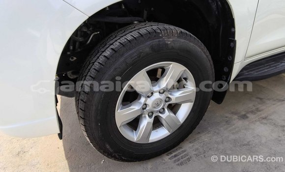 Acheter Import Voiture Toyota Prado Blanc à Import - Dubai, Clarendon Acheter Import Voiture Toyota Prado Blanc à Import - Dubai, Clarendon