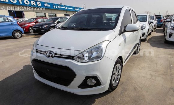 Acheter Import Voiture Hyundai i10 Blanc à Import - Dubai, Clarendon Acheter Import Voiture Hyundai i10 Blanc à Import - Dubai, Clarendon