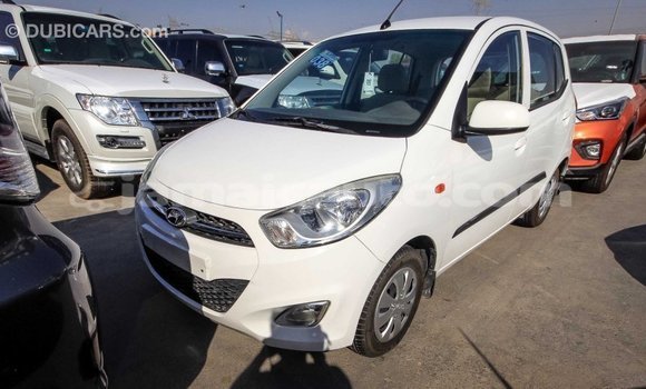 Buy Import Hyundai i10 White Car in Import - Dubai in Clarendon Buy Import Hyundai i10 White Car in Import - Dubai in Clarendon