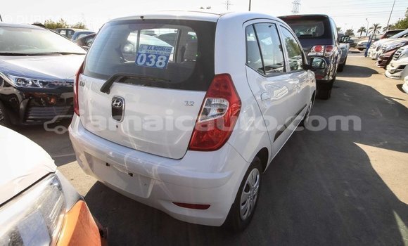 Buy Import Hyundai i10 White Car in Import - Dubai in Clarendon Buy Import Hyundai i10 White Car in Import - Dubai in Clarendon